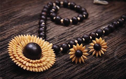 Jewelry & Accessories